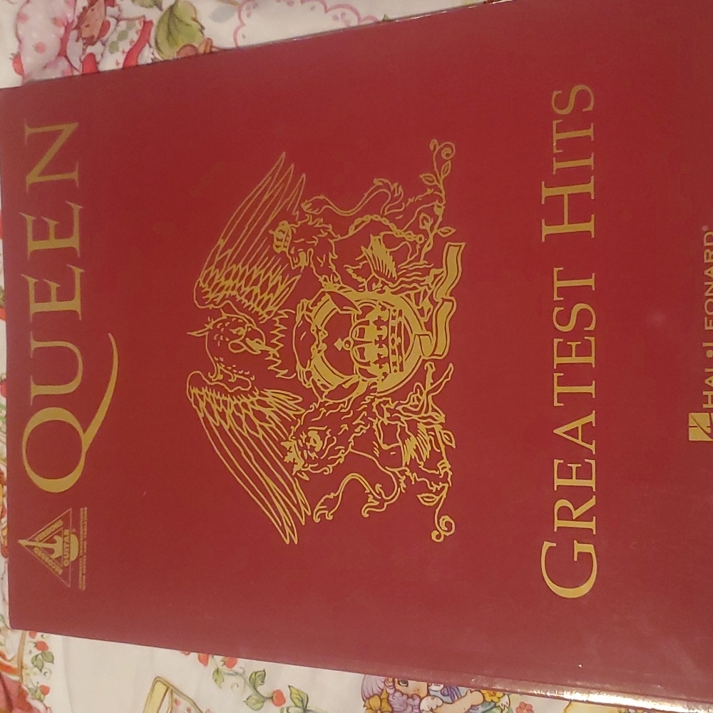 Queen Guitar Tabs book